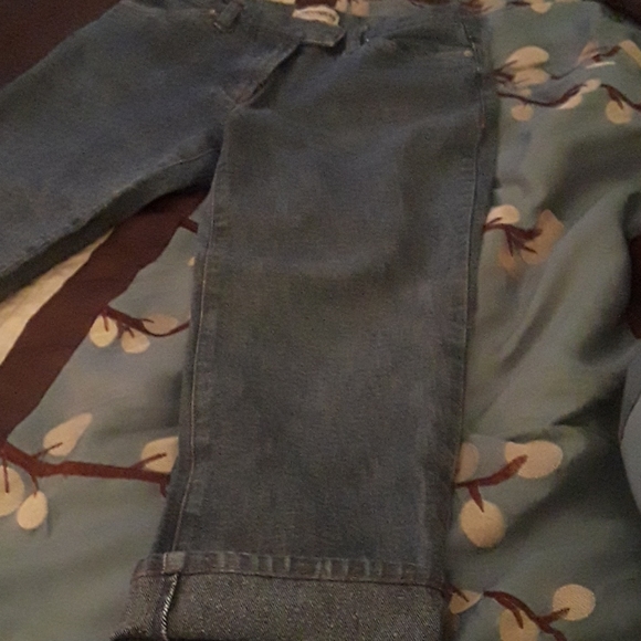 London Jean Cropped Jeans - Picture 9 of 9